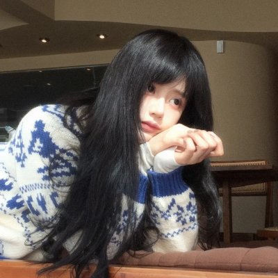 女仁医
